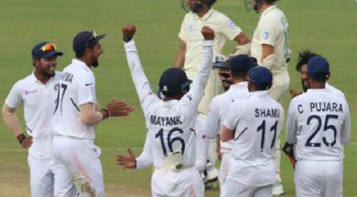 पुणे टेस्ट मैच में भारत ने एक पारी और 137 रनों से हराया दक्षिण अफ्रीका को। 